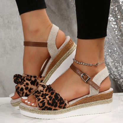 Espadrille-Sandalen mit Knüpfdekor