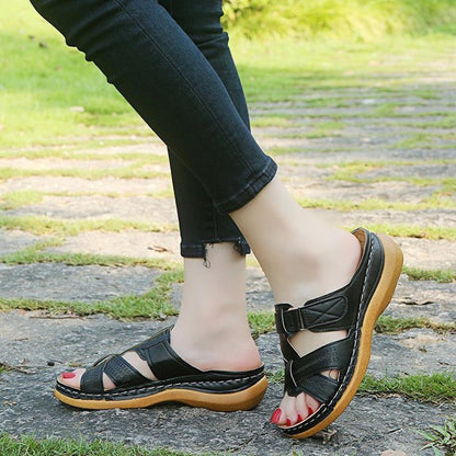 Leder-Sandalen mit weicher Sohle