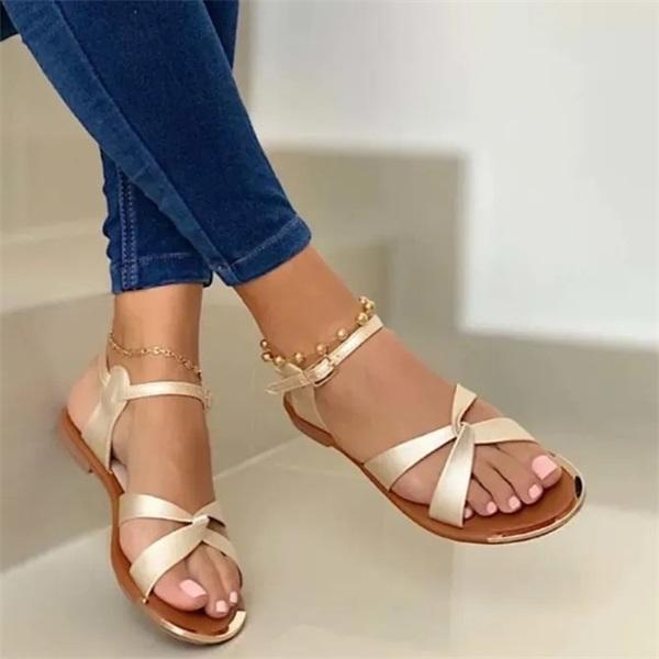 Elegante und bequeme Sommersandalen