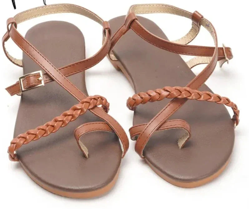 Flache Damensandalen für den Sommer